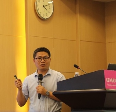 大阳城游戏【中国】官方网站创新论坛第一千五百二十九讲：二氧化碳还原分子催化剂
