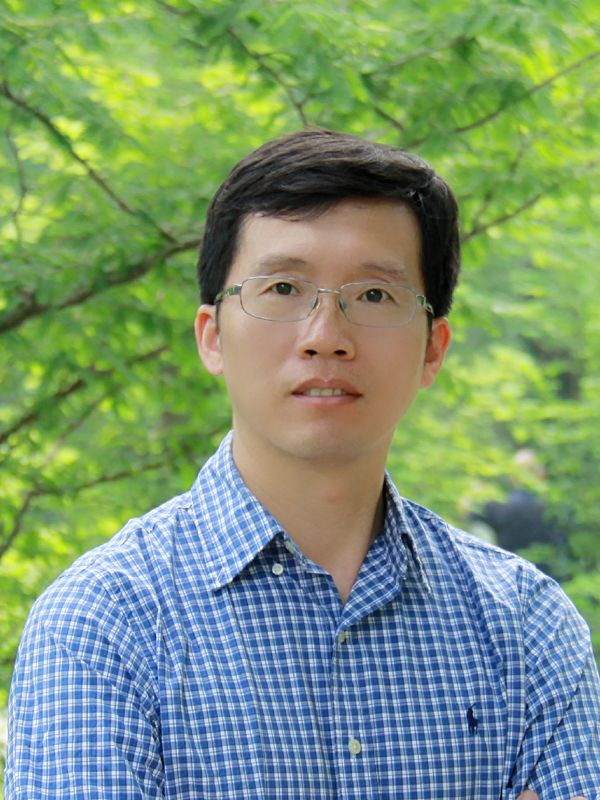 大阳城游戏【中国】官方网站创新论坛第六百二十九讲（“弘扬爱国奋斗精神、建功立业新时代”系列活动)：叶绿素合成的光调控机制